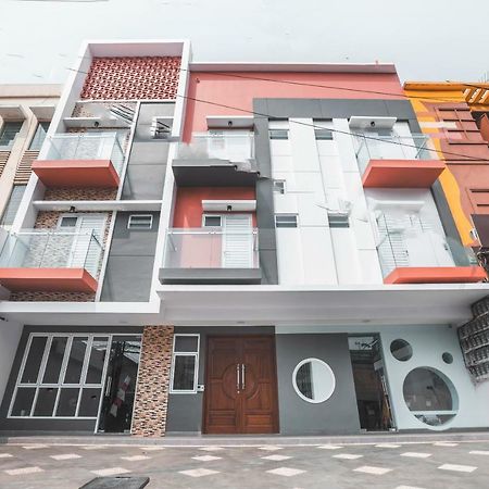 Super Oyo 1487 Residence Khoe Jakarta Extérieur photo