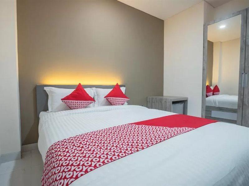 Super Oyo 1487 Residence Khoe Jakarta Extérieur photo