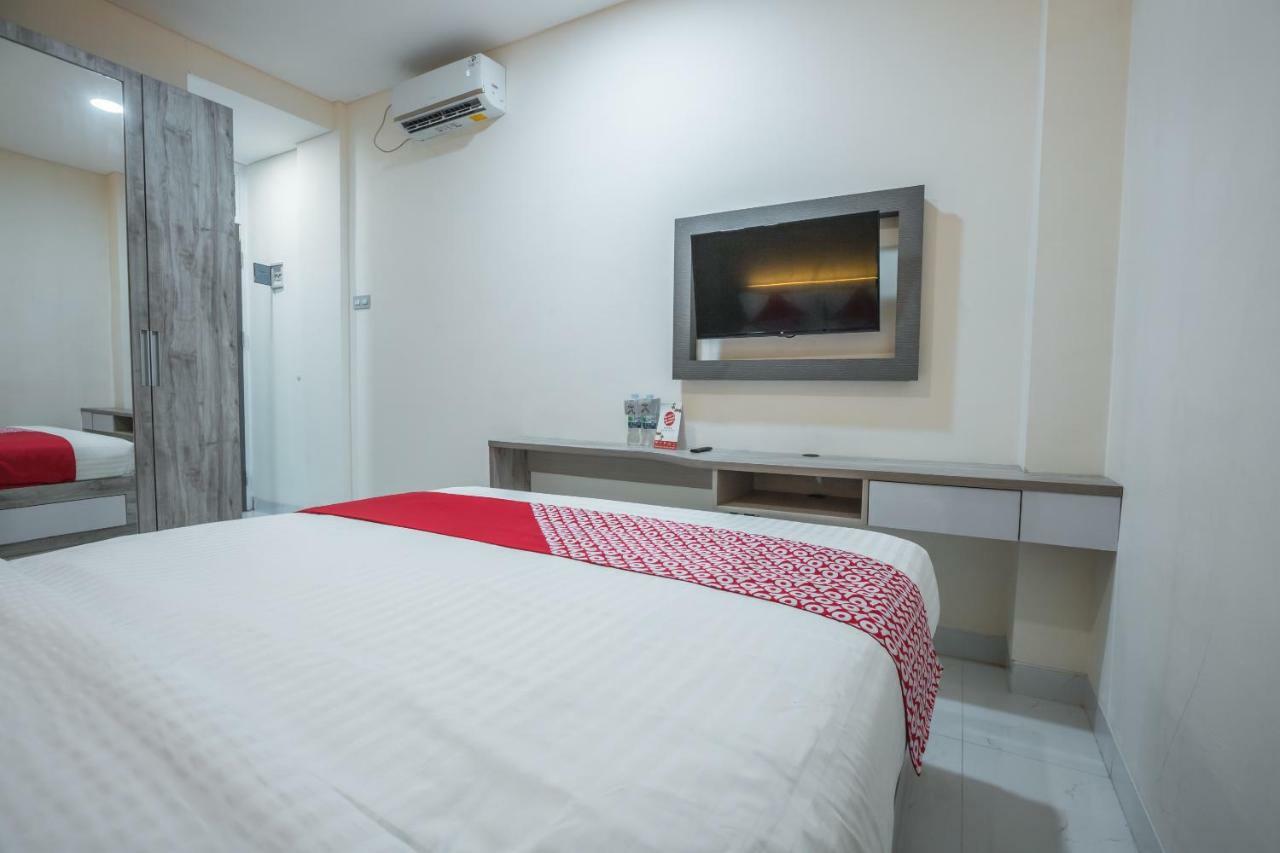 Super Oyo 1487 Residence Khoe Jakarta Extérieur photo